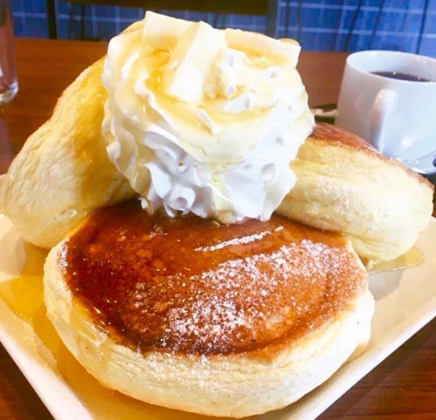 極上のスイーツ 東京都亀有駅近くにあるお店 Le Temps Calme の 蜂蜜バターパンケーキ