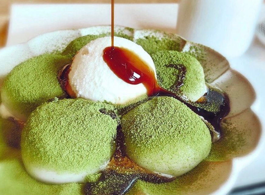 三重県伊勢市駅近くにあるお店 木下茶園 の きな粉白玉クリーム 極上のスイーツ