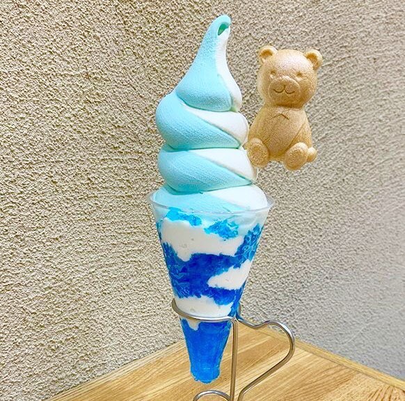 極上のスイーツ 岐阜県土岐市にあるお店 Blue Bears Cafe の 青空パフェ