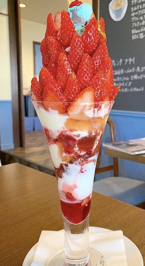 極上のスイーツ 愛知県名古屋駅近くにある カフェドリオン の 焦がしカラメルのプリンかき氷