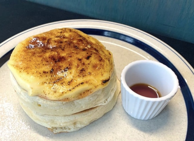 極上のスイーツ 東京都国分寺駅近くにあるお店 Eggg Cafe の ブリュレパンケーキ