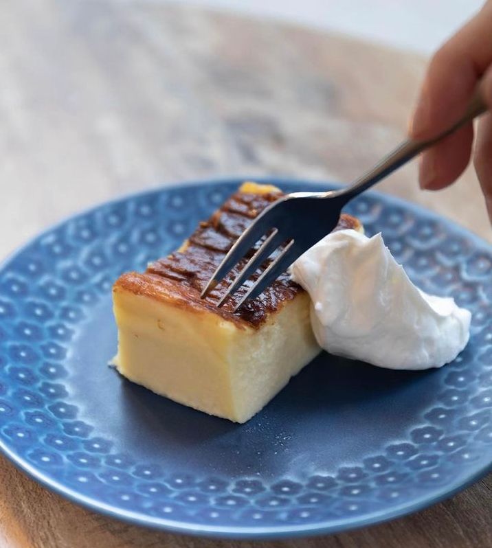 極上のスイーツ | 「UNI COFEE ROASTERY」で大人気の『バスクチーズケーキ』がオンラインで販売開始✨