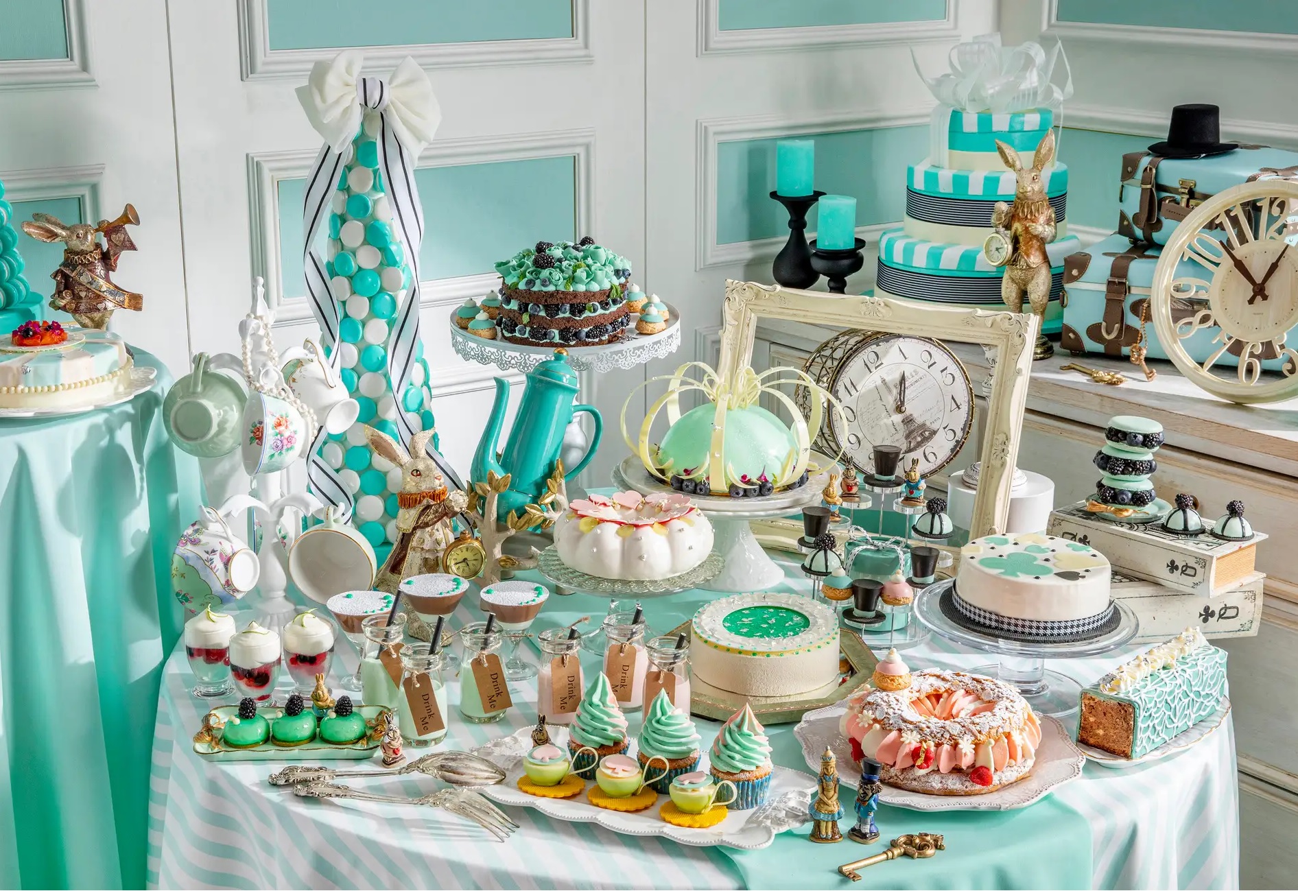 極上のスイーツ 5月27日よりヒルトン東京では アリスのペパーミント気分なお茶会 が開催されます